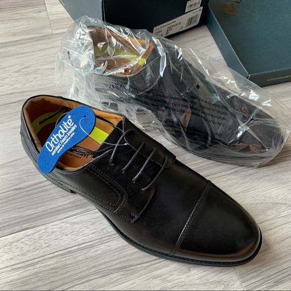 NWT Florsheim Black Center Cap Oxfords - Picture 9 of 16